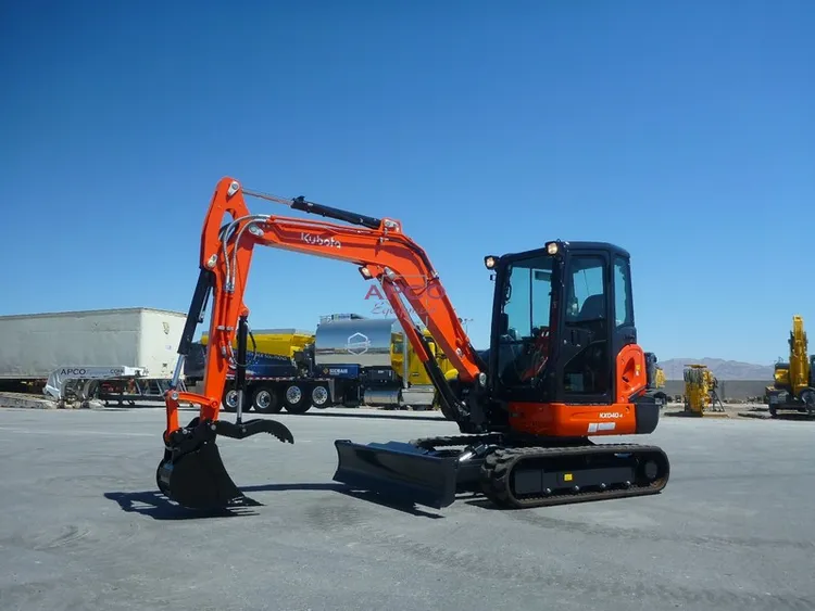 NEW KUBOTA KX0404R3TP COMPACT EXCAVATOR
